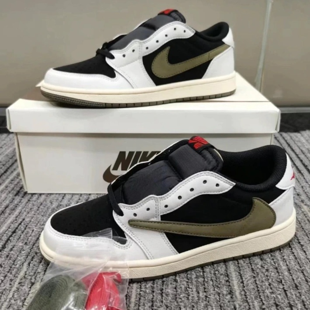 Jordan 1 Low OG Travis Scott Olive